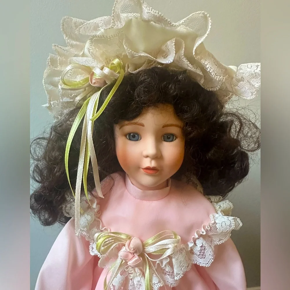 Vintage Heritage House Limited Edition Musical “Melissa” Porcelain Doll